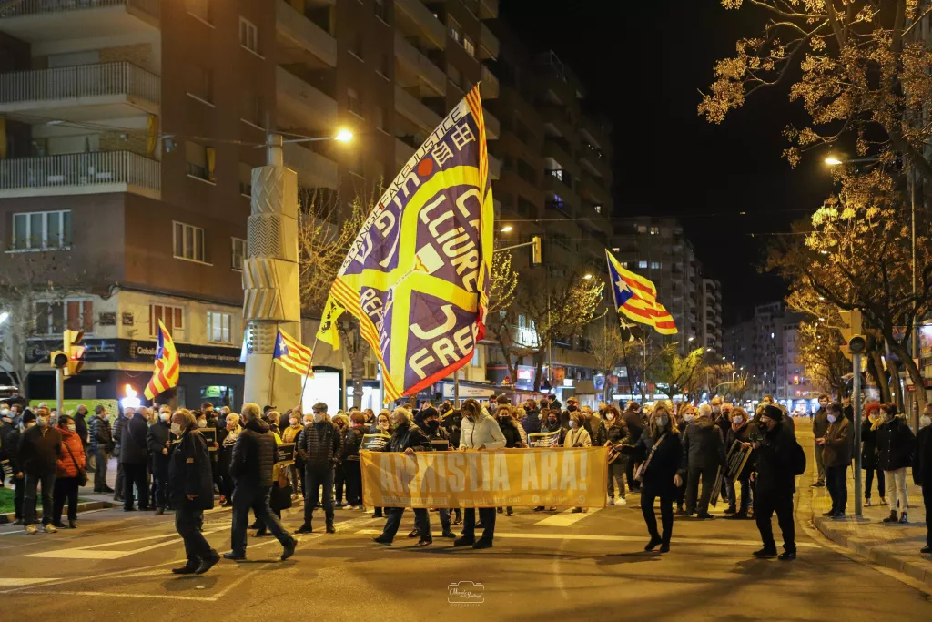 ⏯️ Protesta a Lleida contra l'anul·lació del tercer grau als presos