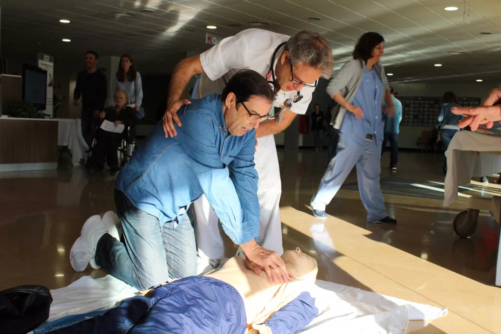 L’Arnau de Vilanova forma la ciutadania en tècniques de reanimació cardiopulmonar