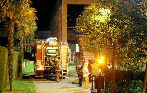 Crema la sauna del Club Natació Lleida i les instal·lacions s'omplen de fum