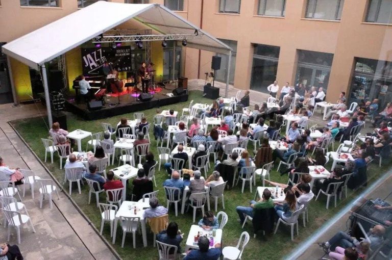 Balaguer suspén l'actual edició de Jazz al pati
