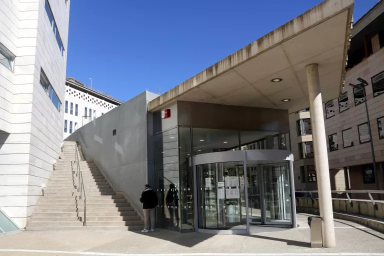 La Fiscalia li demana 3 anys i mig de presó per violació a l'Urgell