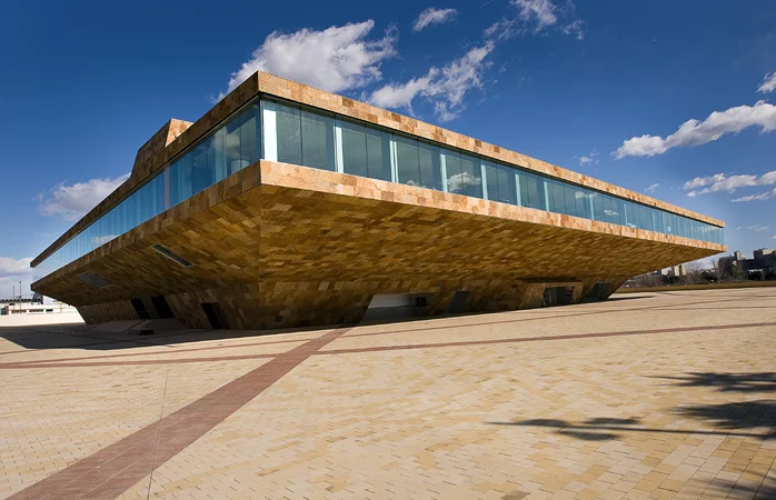 Una patronal qüestiona el gran Cap d'Any a la Llotja