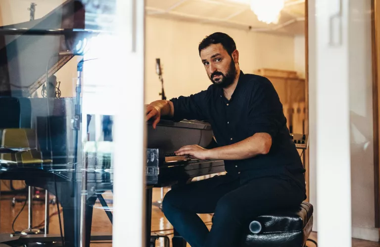 Concert de Lluís Capdevila a l’Espai Orfeó amb “Standards & Originals”