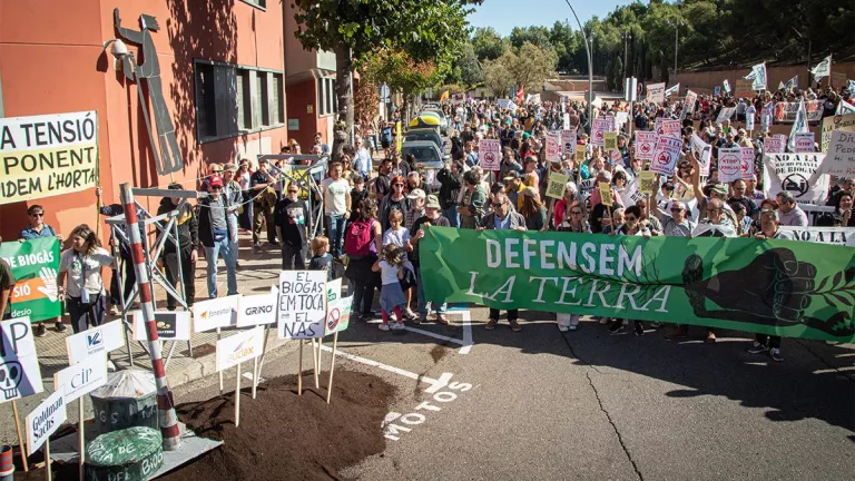 Alerten que el 70% dels purins de la planta de la Sentiu seran d'una granja inexistent