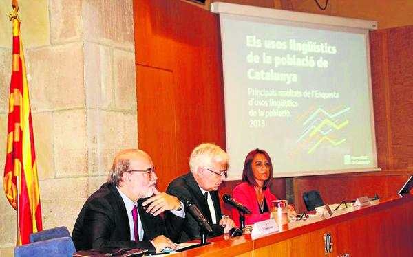 Més castellà que català com a llengua habitual