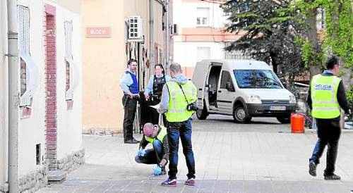 Mata la seua dona disparant-li dos trets al coll i l'abdomen a la Mariola