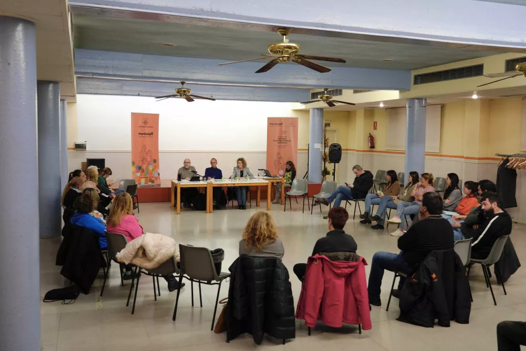 La Paeria presenta el projecte de rutes saludables a la Mariola i el Turó de Gardeny