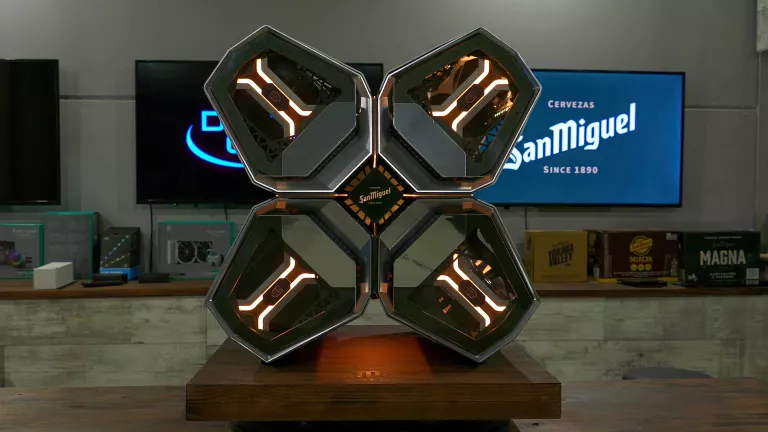 Una empresa lleidatana crea un ordinador inspirat en en una fàbrica de cerveses futurista
