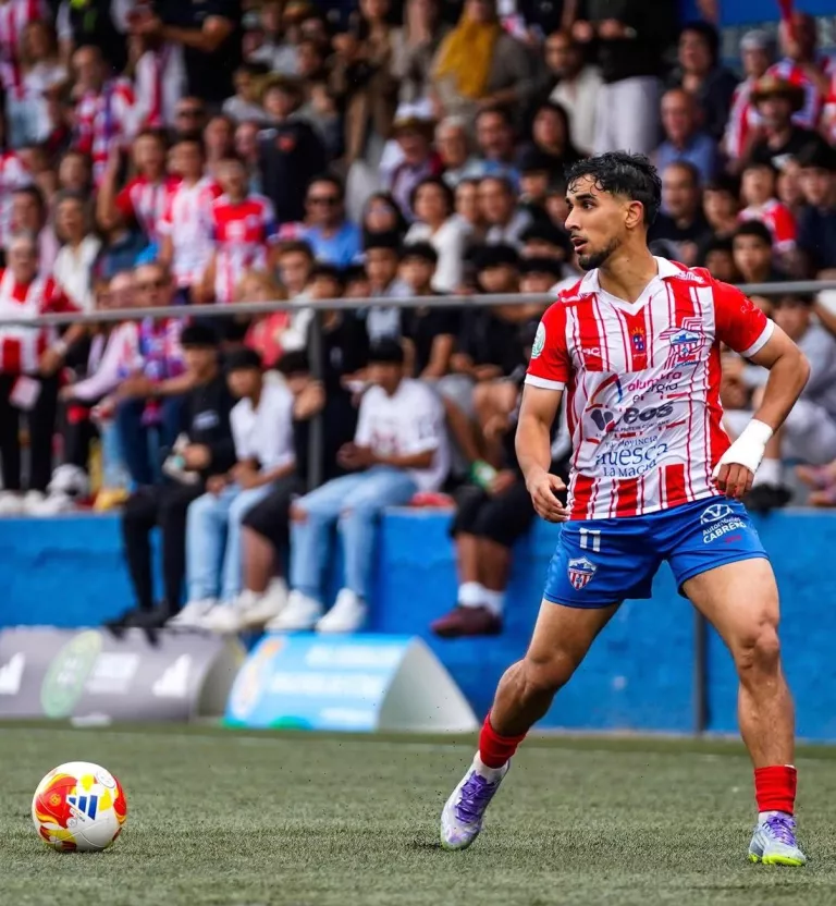 L'Atlètic Lleida incorpora a Mohamed Abouhafs i Adrián Chaves a la seva plantilla