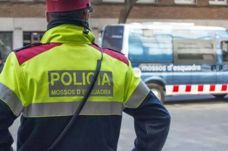 Detingut un jove de 20 anys per dos assalts amb violència a Lleida