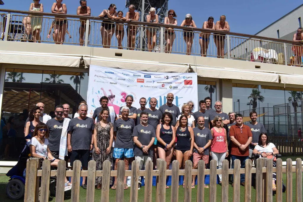 ⏯️ Prop de 100.000 persones es llencen a la piscina en el 30è "Mulla't per l'Esclerosi Múltiple"