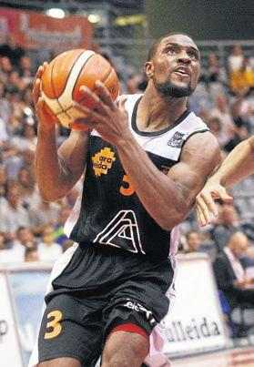 El base de l'Actel Ogungbemi s’estrena en el quintet ideal de la LEB Or
