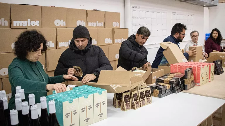 Oh!mylot vol combatre els ‘quecos’ nadalencs amb 20.000 lots socials