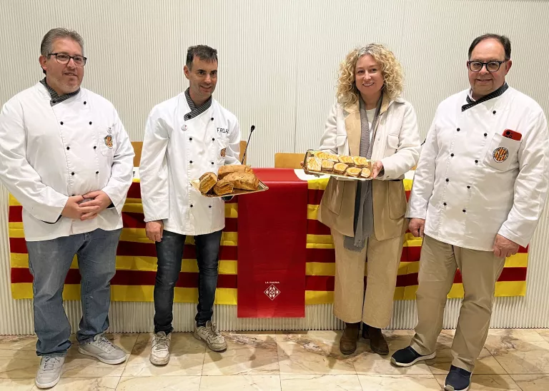 El pa de Sant Jordi, protagonista gastronòmic de la diada a Lleida