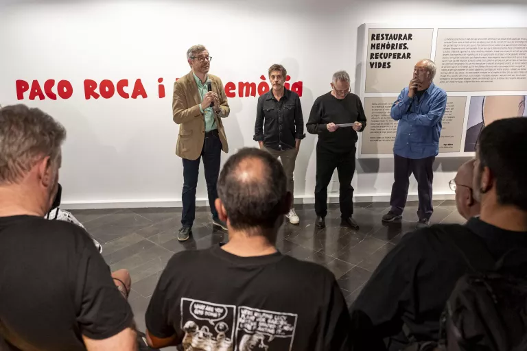 Paco Roca porta la memòria dibuixada a l’IEI amb una exposició i una taula rodona