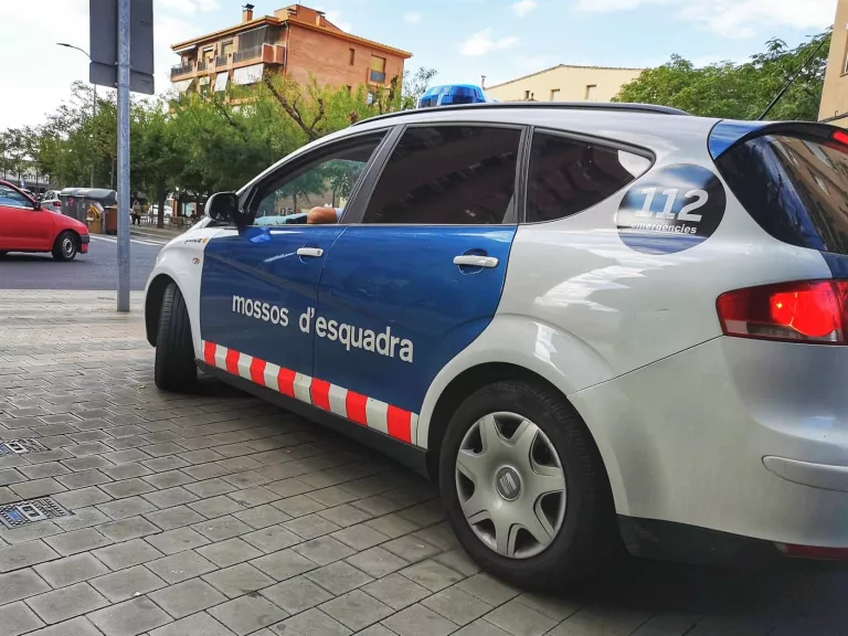 Condemna a Interior per no protegir els Mossos davant la covid-19