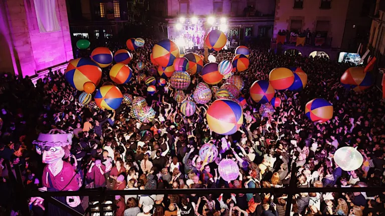 Tàrrega culmina unes festes multitudinàries amb el Corretossino, la Nit del Tararot i Firacóc