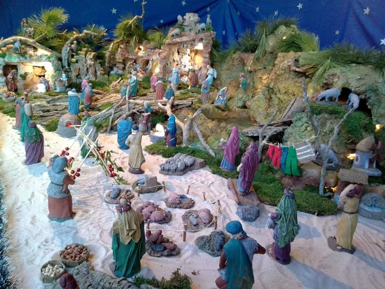 #Nadal2019: El pessebre llueix un any més a l’Ajuntament de Rosselló