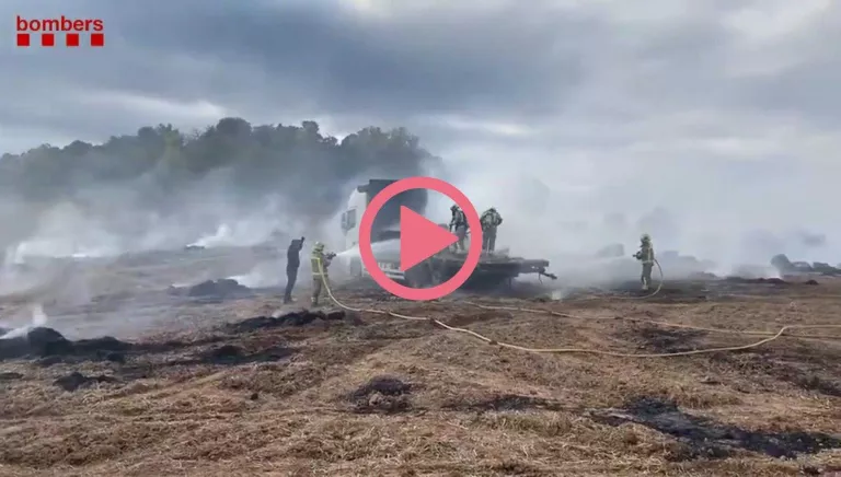 ⏯️ Crema un camió i la seva càrrega a Artesa de Segre