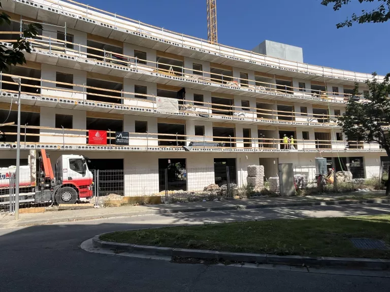 La compravenda d’habitatges cau un 21% a Lleida a l’abril, fins a les 438 operacions