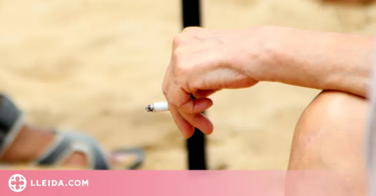⏯️ Catalunya prohibirà fumar a les terrasses, entrades d'escoles i parades d'autobús