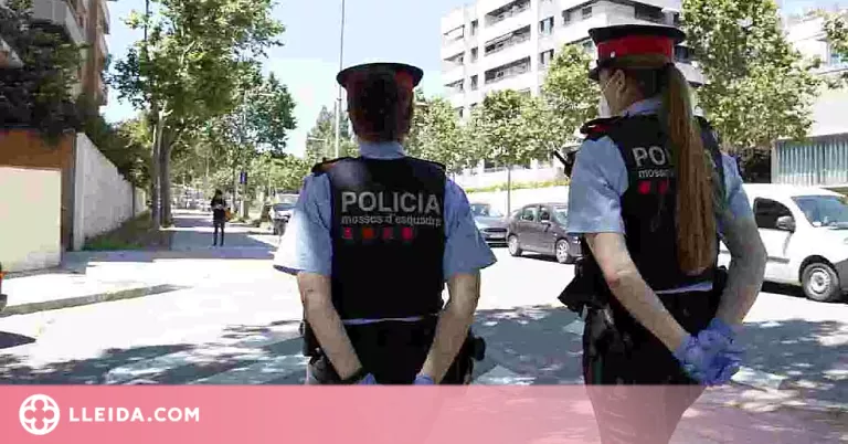 Demanen la modificació de les proves d'accés a bombers i policies per no excloure'n les dones
