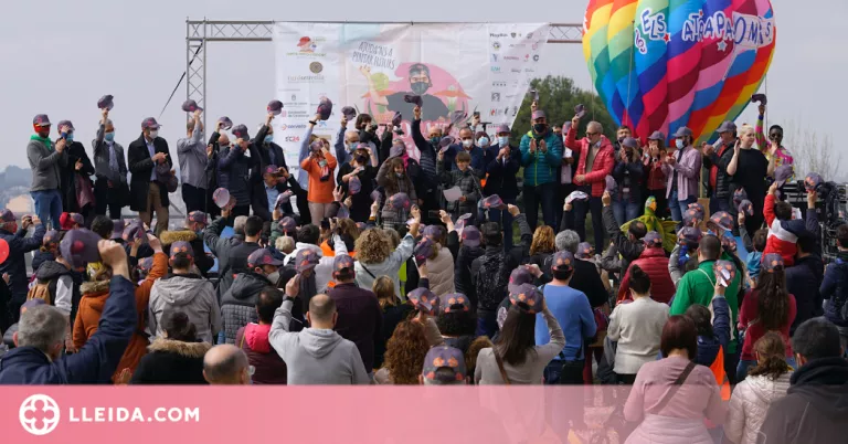 El Posa’t la Gorra venç el mal temps i aplega la Lleida més solidària a la Seu Vella