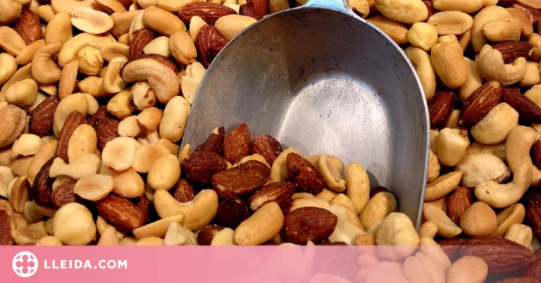 Alerten de la presència de cossos estranys metàl·lics en diverses bosses de fruits secs