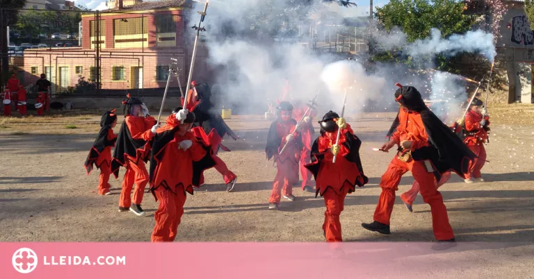 La Flama del Canigó torna a encendre la festa de Sant Joan a Tàrrega