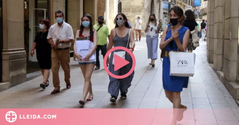 ⏯️ Poca gent sense mascareta a l'Eix Comercial de Lleida tot i la relaxació del seu ús a l'exterior