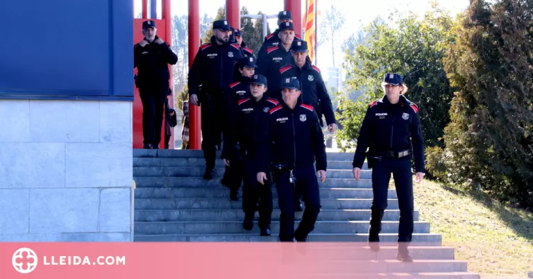 Els Mossos d'Esquadra canvien d'uniforme després de 40 anys