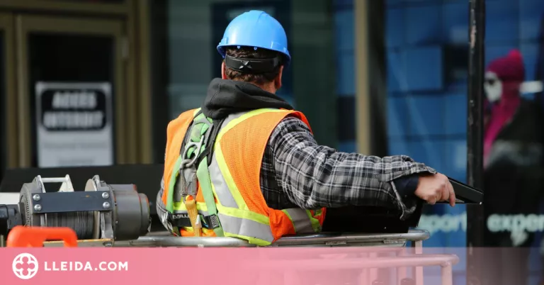 La calor augmenta fins a un 10% la sinistralitat laboral, segons un estudi