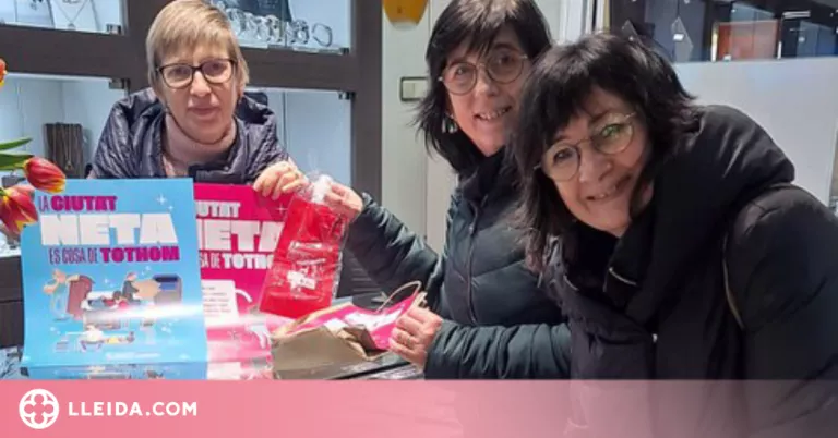En marxa el repartiment de kits per a propietaris de gossos al Clot de les Granotes