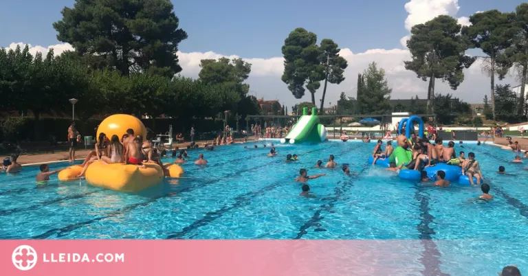 Polèmica a les Borges perquè els socorristes de la piscina no parlen català