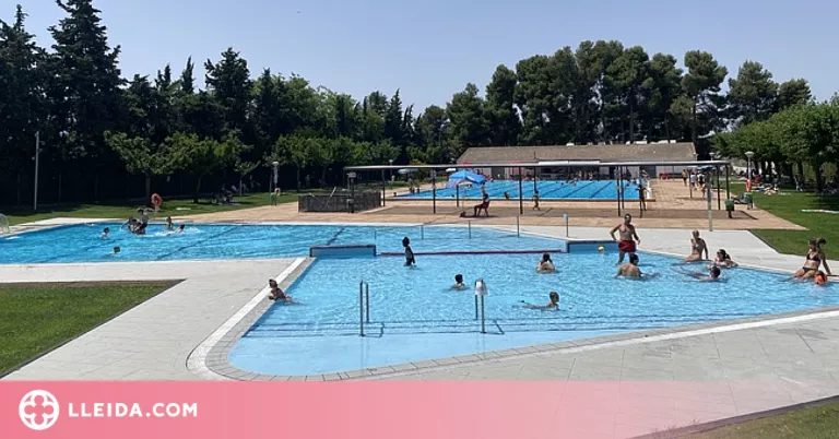 L'Ajuntament de les Borges Blanques diu que els socorristes de la piscina volen aprendre català