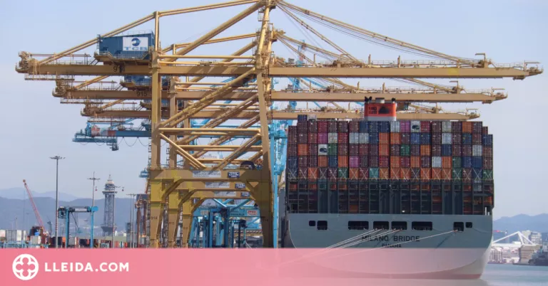 Els preus de les exportacions pugen un 18,4% anual a l'agost, cinc dècimes menys que al juliol