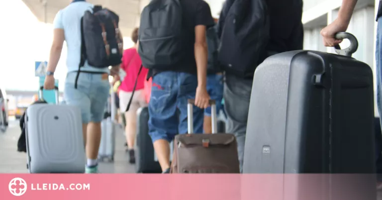 El turisme recupera els nivells prepandèmia al juliol amb 2,47 milions de viatgers