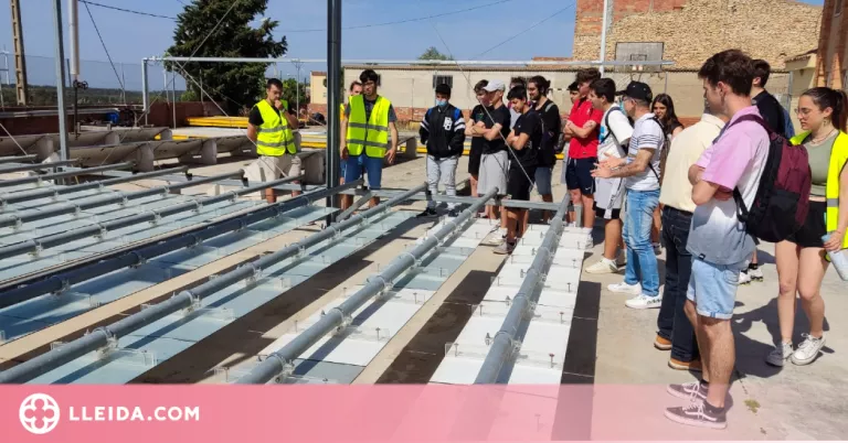 Prop de 400 estudiants de Lleida participen en tallers formatius d'energies renovables a Almatret