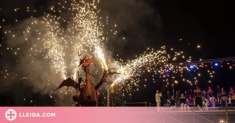 La pólvora torna a regnar a la Gran Nit de Foc de les Festes de la Tardor