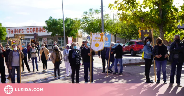 Corbins es prepara per a la Festa de la Poma