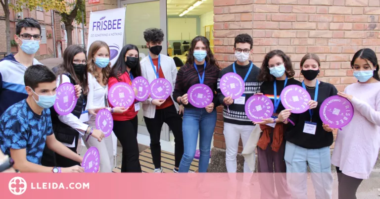 Joves de Lleida impulsen la recollida de productes d’higiene femenina per lluitar contra la pobresa menstrual
