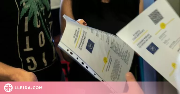 La UE estudia canvis en les restriccions del viatge arran la nova onada de Covid