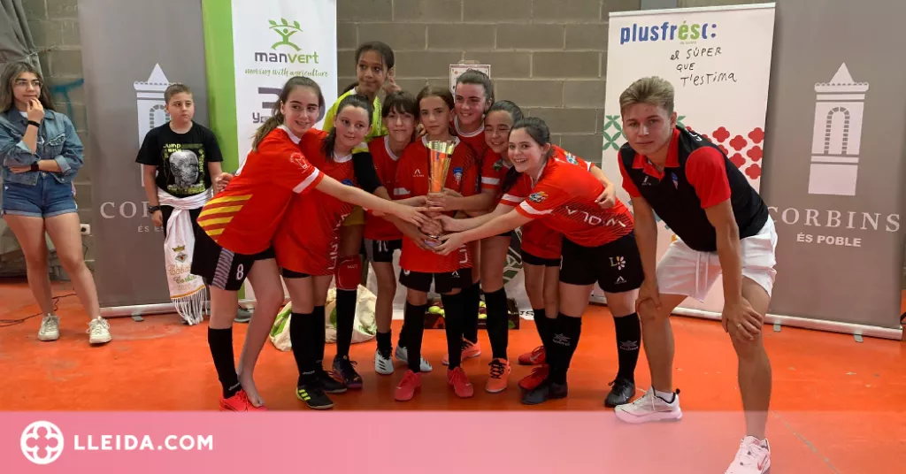 Corbins celebra el primer torneig de futbol sala femení