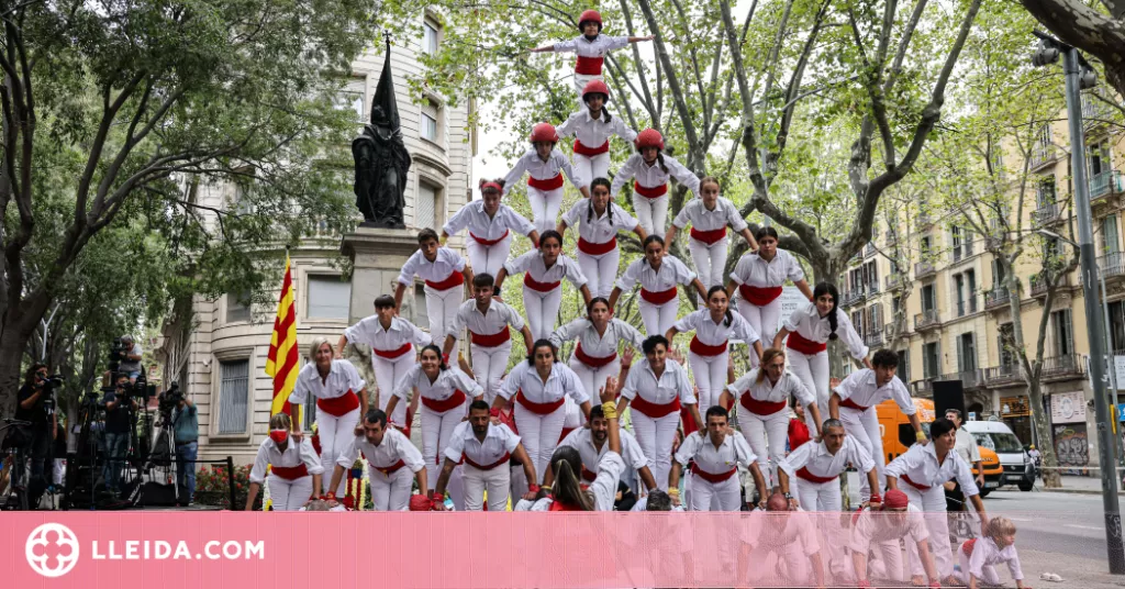 ⏯️ Institucions, partits i entitats reten homenatge a Rafael Casanova amb motiu de la Diada