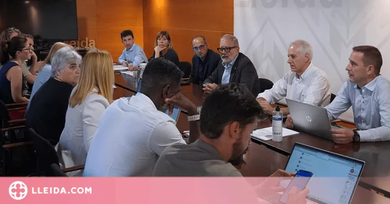Larrosa presideix la constitució de la Junta de Govern Local de Lleida