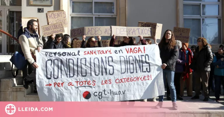 ⏯️ Desenes de sanitaris es concentren als serveis territorials de Salut a Lleida