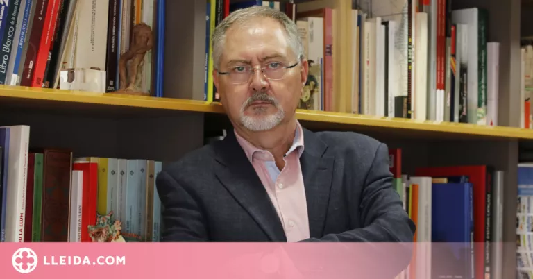 Juan Cal: "La clau és donar-li oportunitat a la gent d'una primera descoberta. El primer llibre és molt important"
