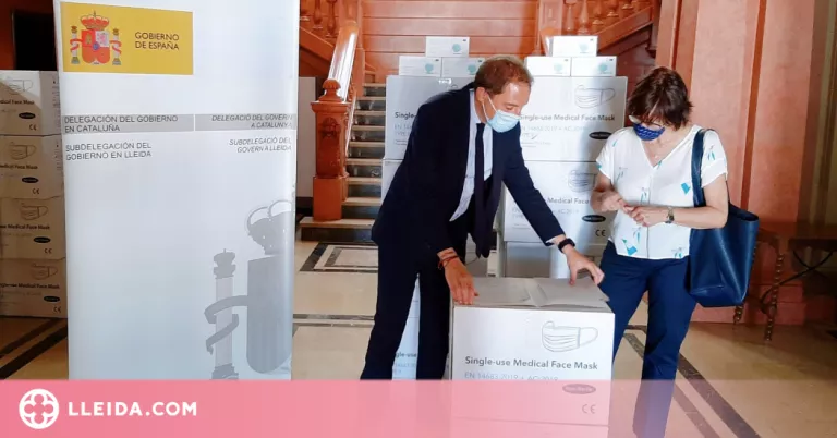 José Crespín lliura 66.000 mascaretes a la província de Lleida