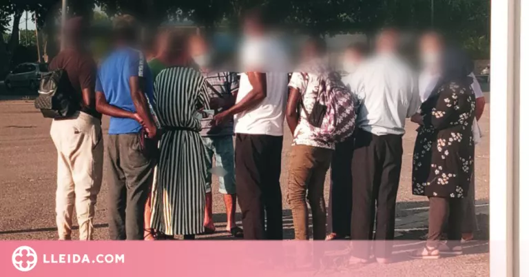 Fruita amb Justícia Social denuncia la "reclusió" de temporers per salaris sota conveni