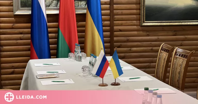 Ucraïna i Rússia acorden la creació de corredors humanitaris per evacuar civils